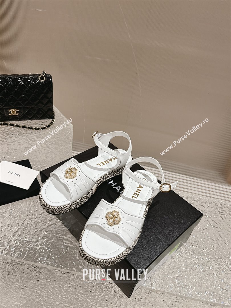 Chanel Lambskin Flat Sandals with Pearls Bloom White 2024 0323 (MD-240323089)