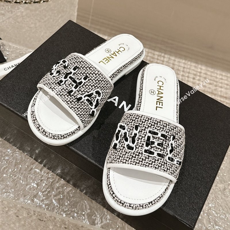 Chanel Tweed Flat Slide Sandals with Chain Logo Black/White 2024 0322 (MD-240322088)