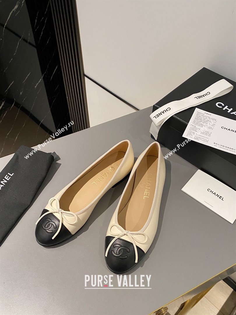 Chanel Calfskin Classic Ballet Flat Beige/Black 2024 0322 (MD-240322052)