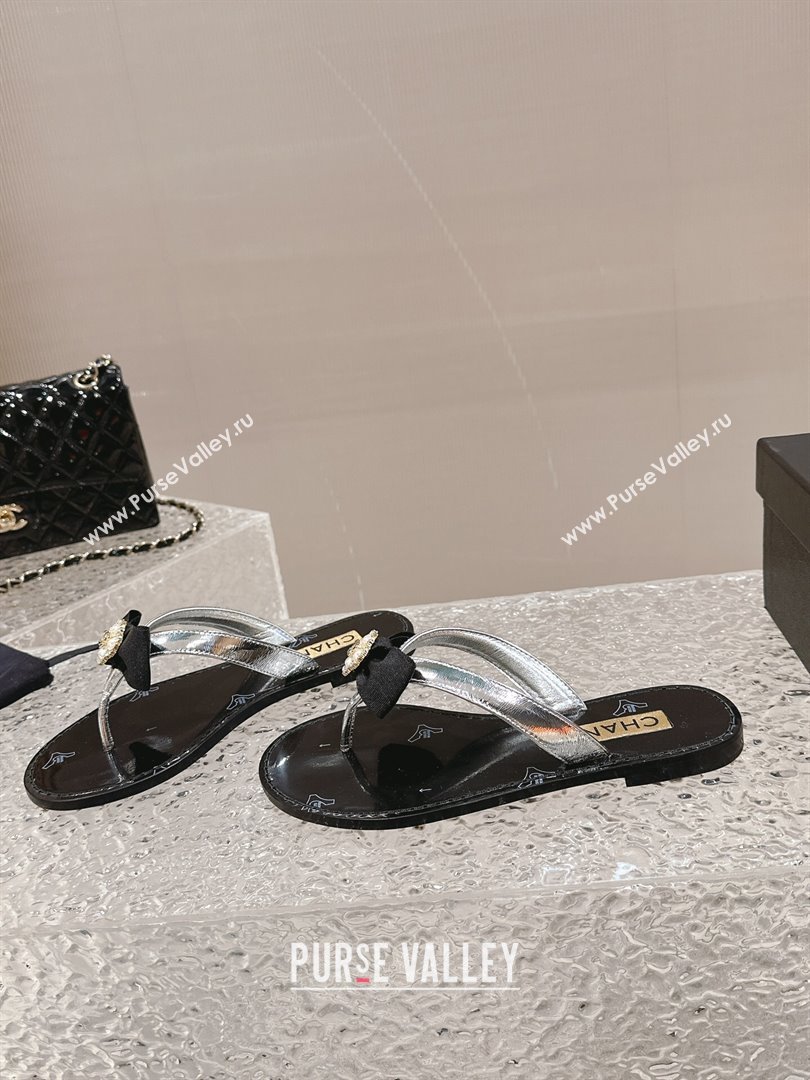 Chanel Calfskin Flat Slide Thong Sandals with Pearls Bow Silver 2024 0322 (MD-240322116)