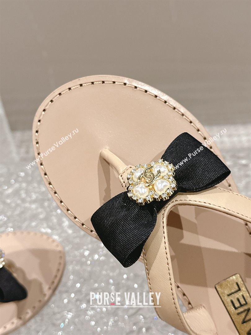 Chanel Calfskin Flat Slide Thong Sandals with Pearls Bow Beige 2024 0322 (MD-240322117)