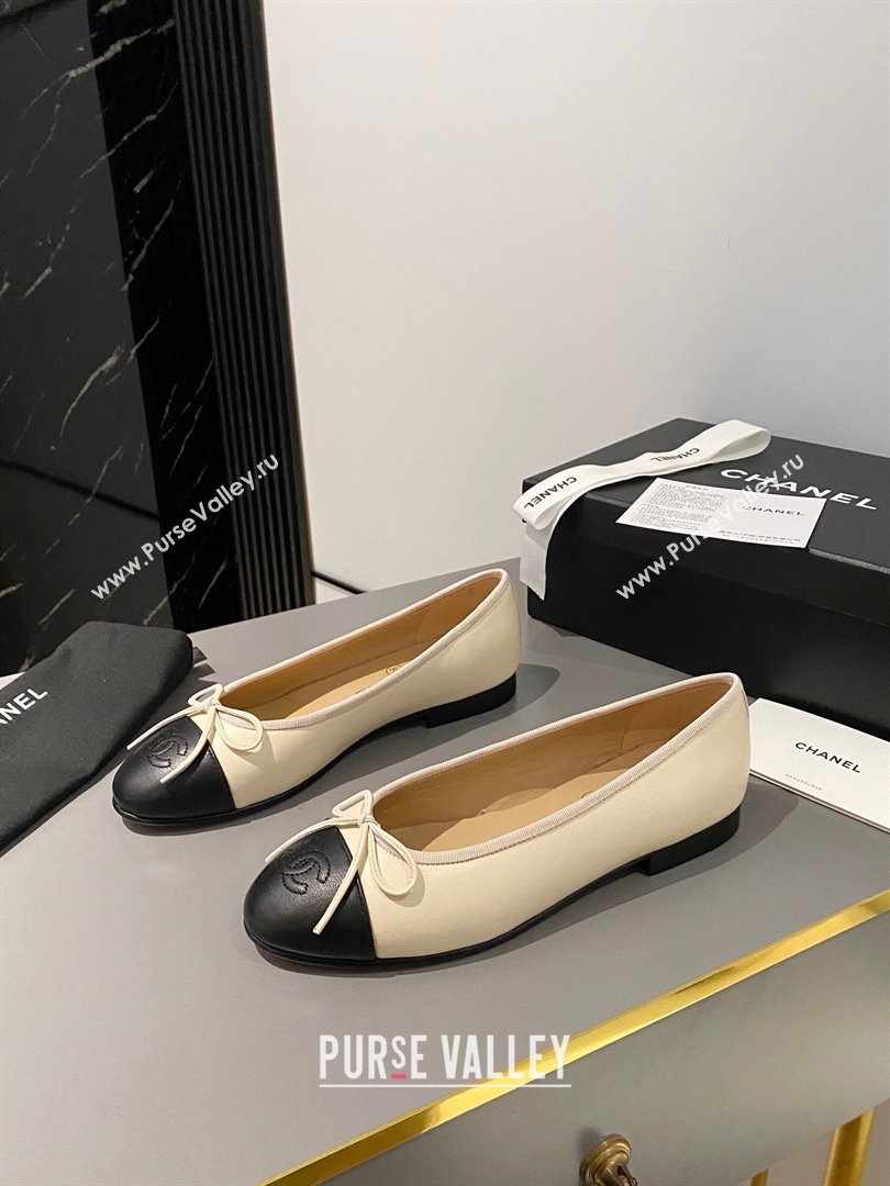 Chanel Calfskin Classic Ballet Flat Beige/Black 2024 0322 (MD-240322052)