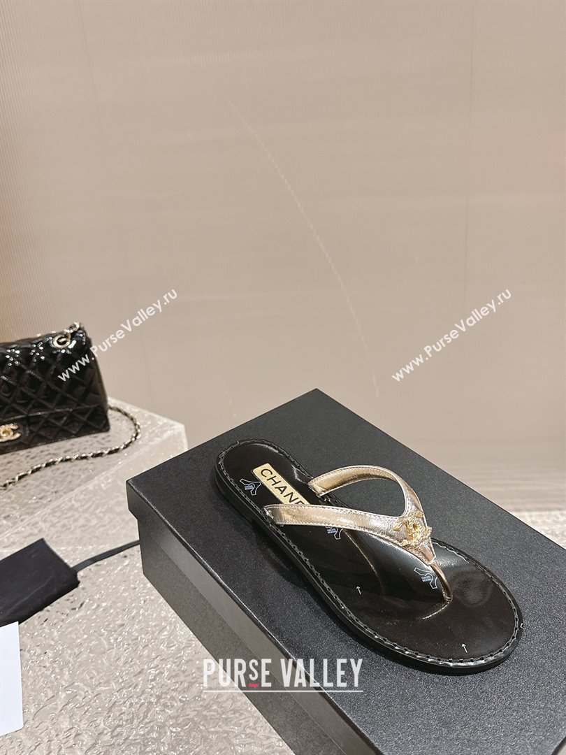 Chanel Calfskin Flat Slide Thong Sandals with Metal-Tone CC Black 2024 0322 (MD-240322121)