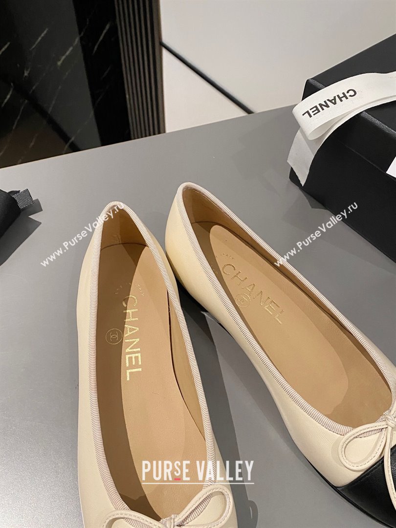 Chanel Calfskin Classic Ballet Flat Beige/Black 2024 0322 (MD-240322052)