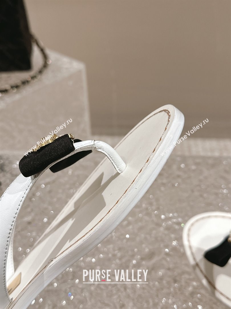 Chanel Calfskin Flat Slide Thong Sandals with Pearl Bow White 2024 032202 (MD-240322122)