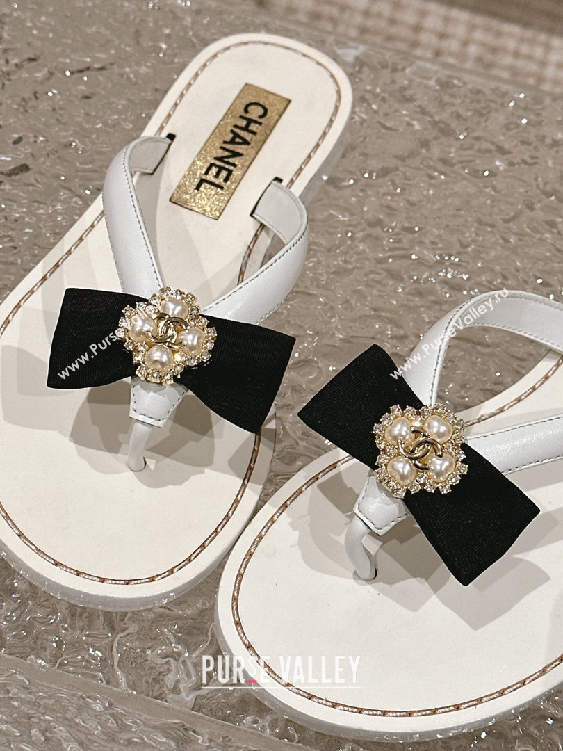 Chanel Calfskin Flat Slide Thong Sandals with Pearl Bow White 2024 032202 (MD-240322122)