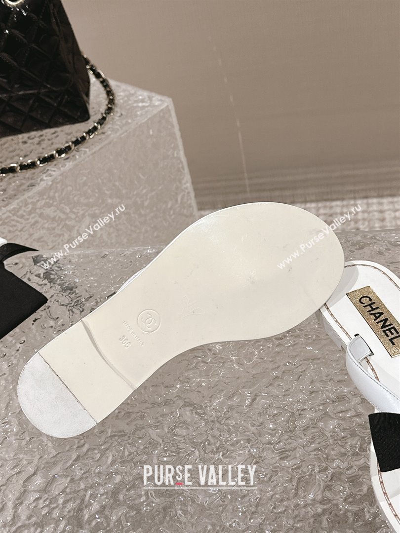 Chanel Calfskin Flat Slide Thong Sandals with Pearl Bow White 2024 032202 (MD-240322122)