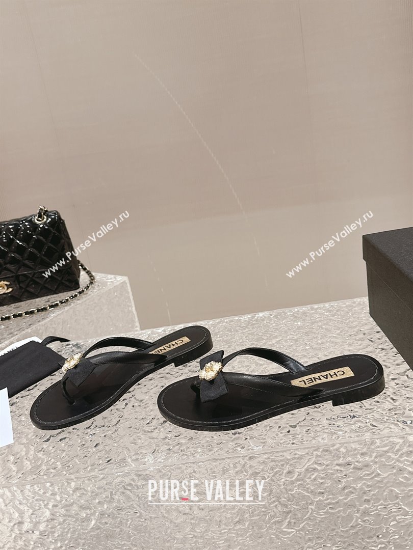 Chanel Calfskin Flat Slide Thong Sandals with Pearl Bow Black 2024 032202 (MD-240322124)