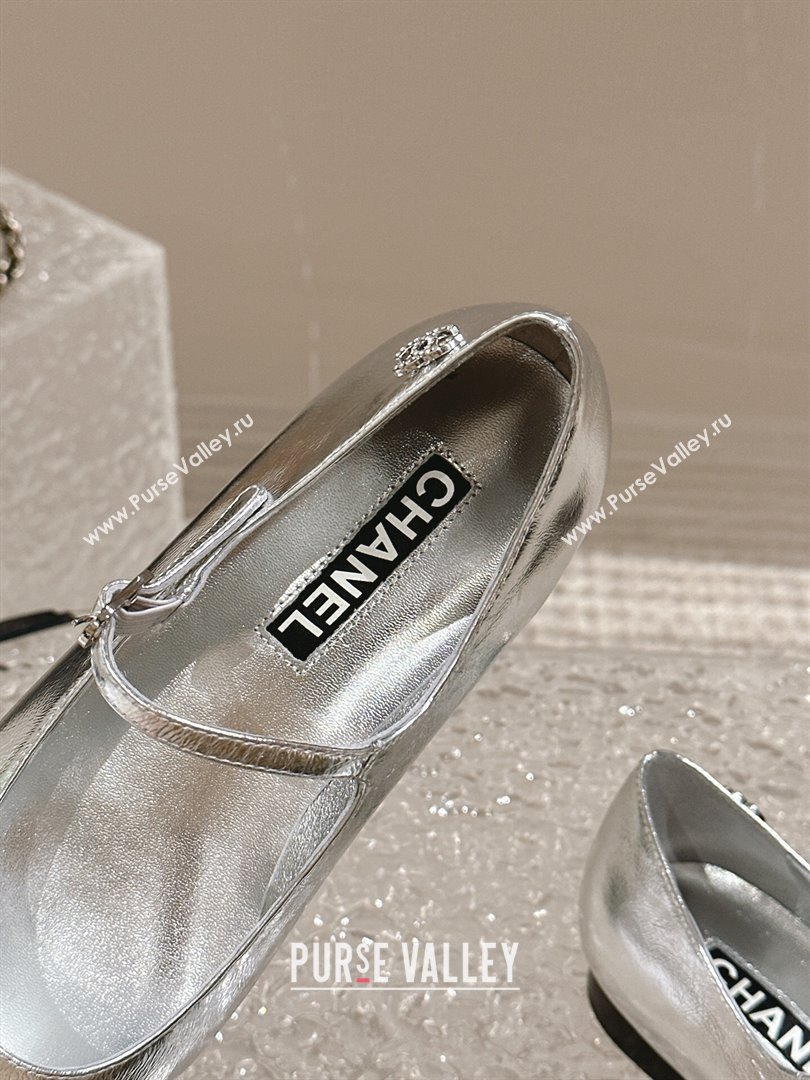 Chanel Calfskin Grosgrain Mary Janes Ballet Flat Silver 2024 0322 (MD-240322127)