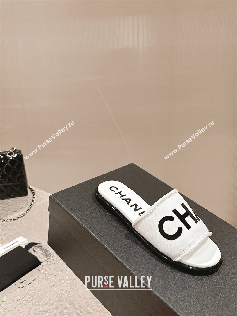 Chanel Knit Fabric Flat Slide Sandals with Logo White/Black2 2024 0322 (MD-240322134)
