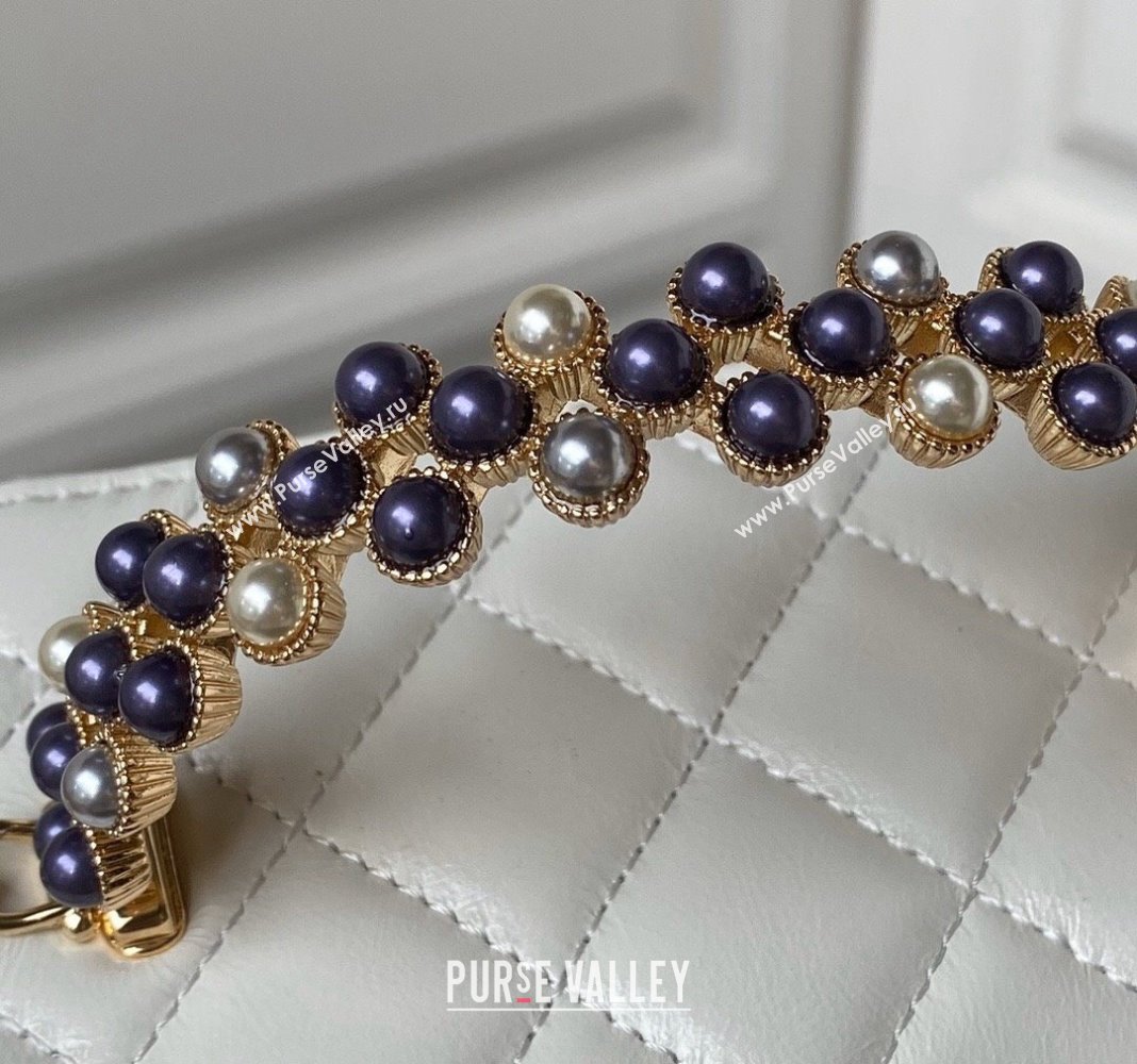 Chanel Shiny Crumpled Lambskin Clutch with Chain and Pearls Top Handle AP3804 White 2024 (yezi-240411002)