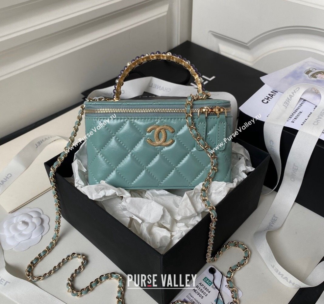Chanel Shiny Crumpled Lambskin Clutch with Chain and Pearls Top Handle AP3804 Green 2024 (yezi-240411003)
