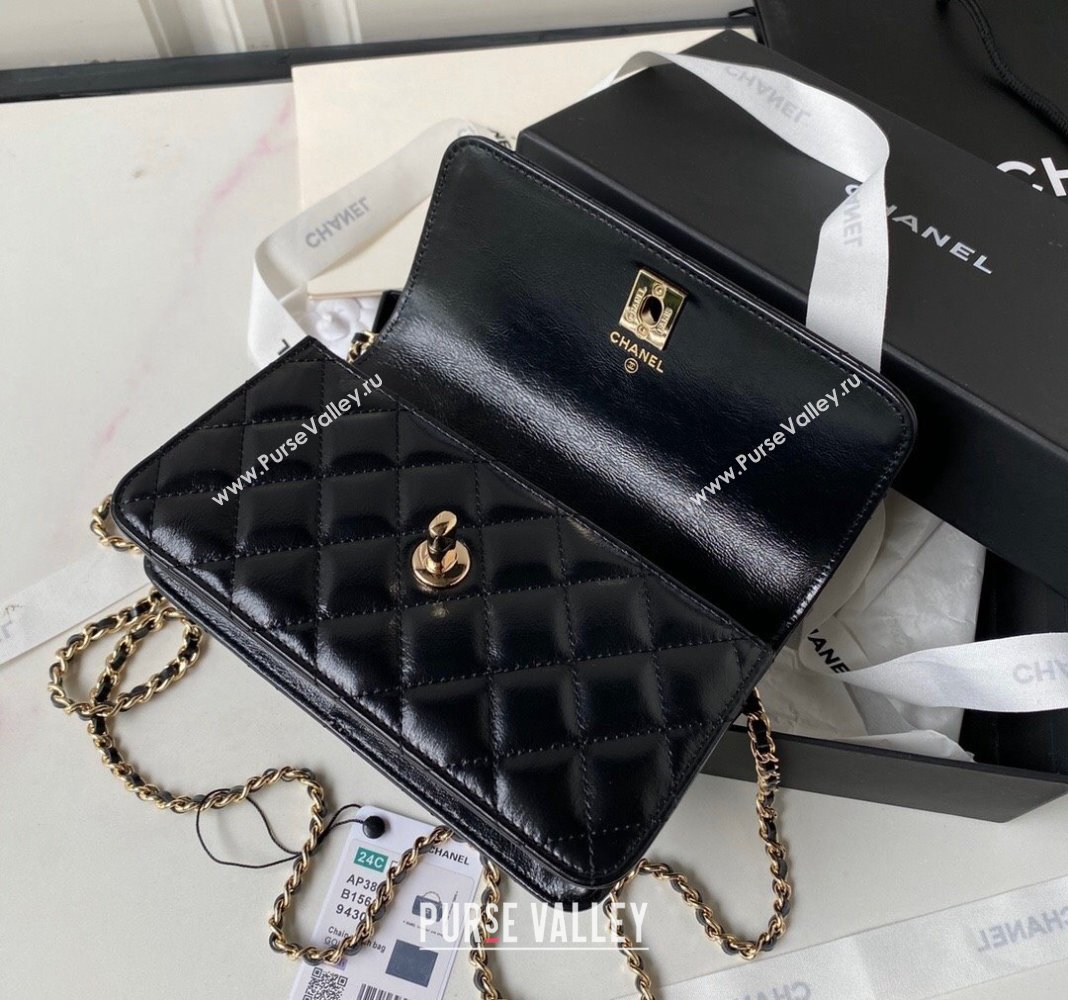 Chanel Shiny Crumpled Lambskin Clutch with Chain and Pearls Top Handle AP3803 Black 2024 (yezi-240411006)
