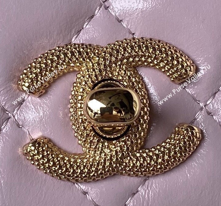 Chanel Shiny Crumpled Lambskin Clutch with Chain and Pearls Top Handle AP3803 Light Purple 2024 (yezi-240411007)