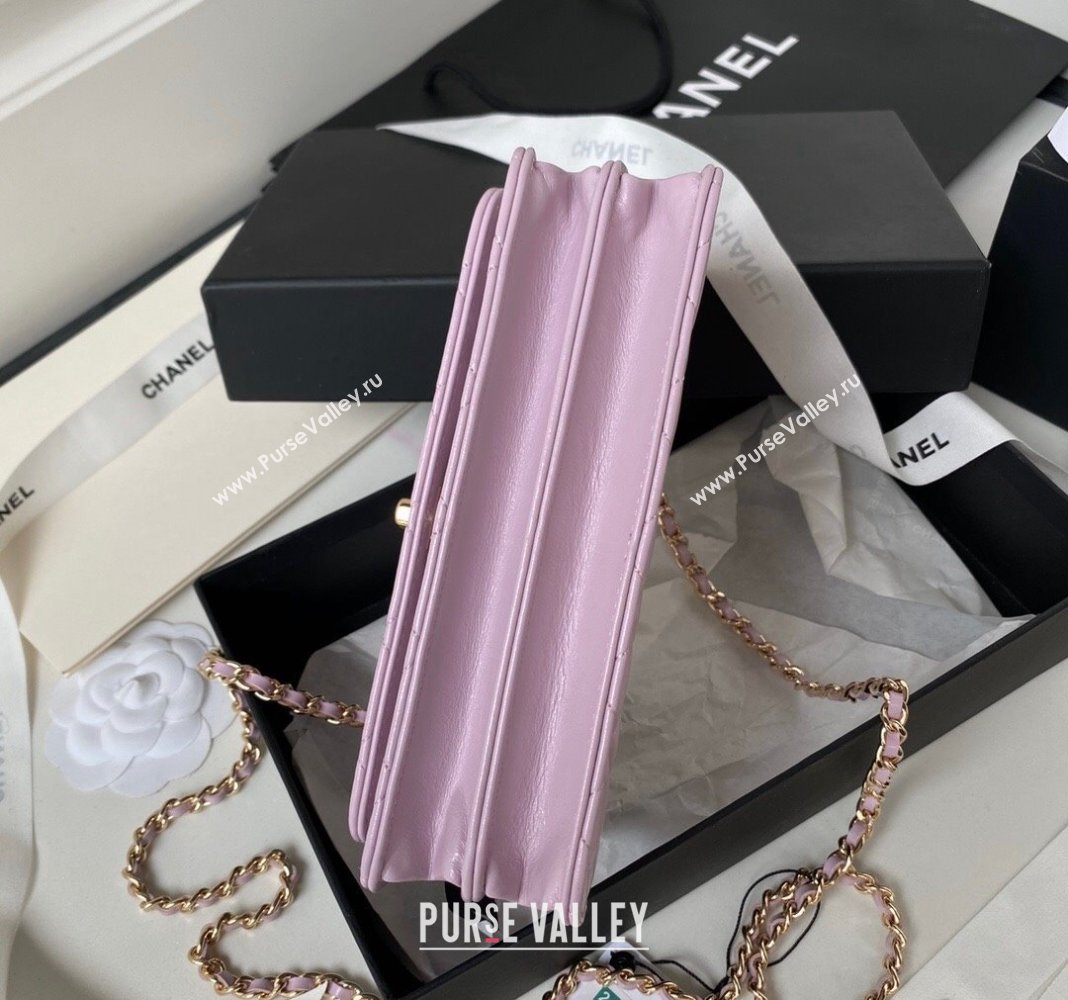 Chanel Shiny Crumpled Lambskin Clutch with Chain and Pearls Top Handle AP3803 Light Purple 2024 (yezi-240411007)