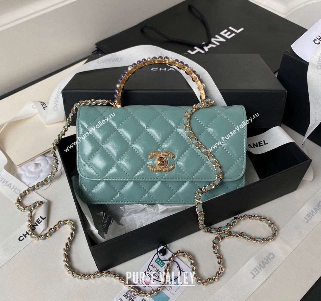 Chanel Shiny Crumpled Lambskin Clutch with Chain and Pearls Top Handle AP3803 Green 2024 (yezi-240411009)