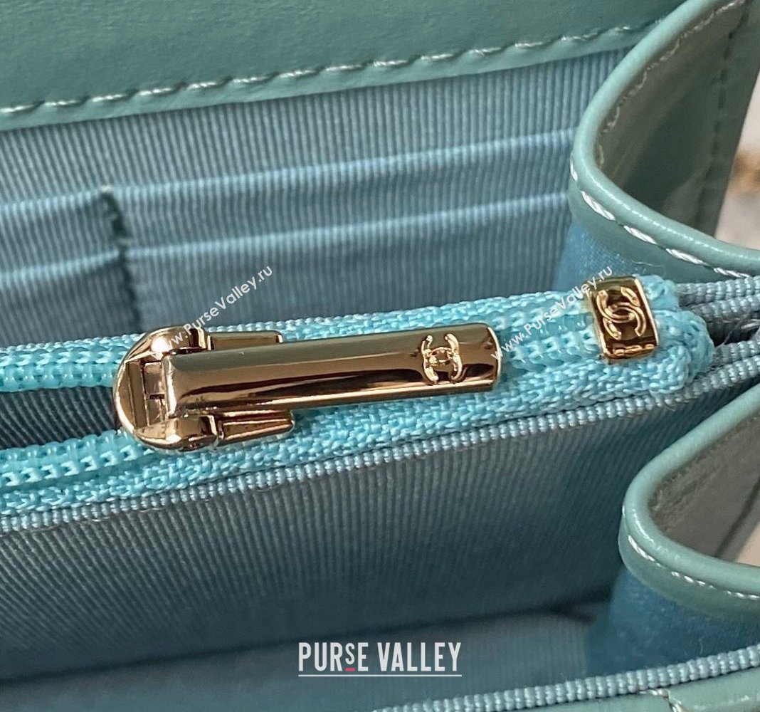 Chanel Shiny Crumpled Lambskin Clutch with Chain and Pearls Top Handle AP3803 Green 2024 (yezi-240411009)