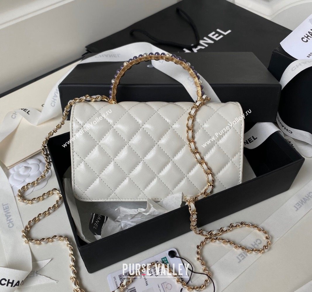Chanel Shiny Crumpled Lambskin Clutch with Chain and Pearls Top Handle AP3803 White 2024 (yezi-240411010)