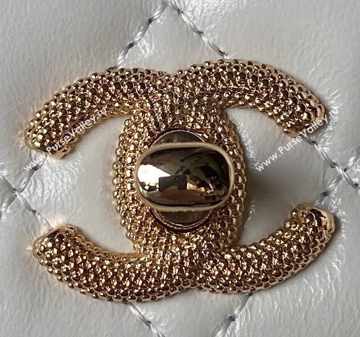 Chanel Shiny Crumpled Lambskin Clutch with Chain and Pearls Top Handle AP3803 White 2024 (yezi-240411010)