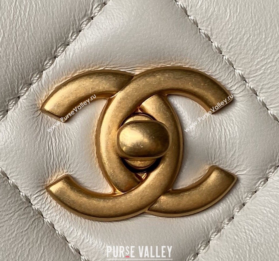 Chanel Quilted Lambskin Large Hobo bag AS4777 White 2024 (yezi-240411042)