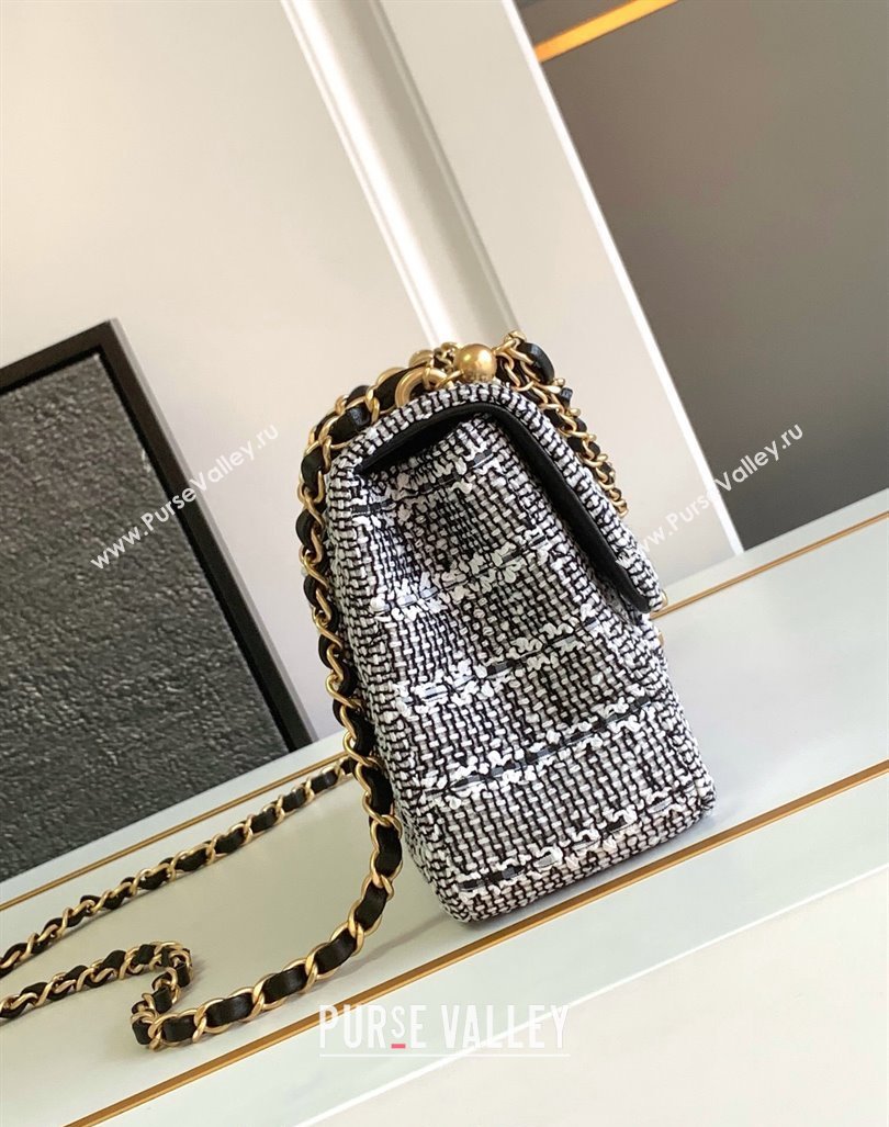 Chanel Tweed Small Flap Bag with Chain and Pearls AS4384 Black/White 2024 (yezi-240411045)