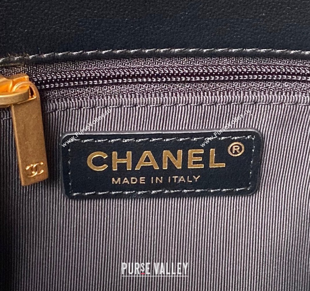 Chanel Shiny Crumpled Calfskin Small Messenger bag AS4743 Black 2024 (yezi-240411048)