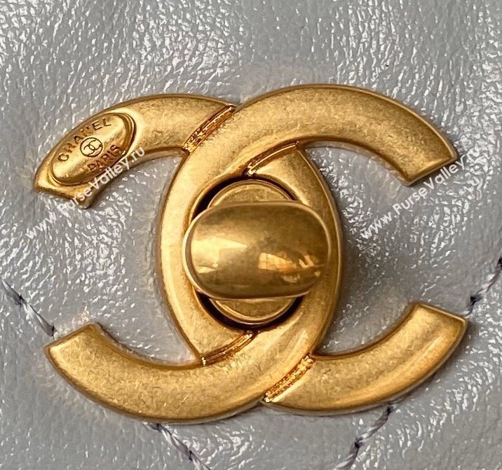 Chanel Shiny Crumpled Calfskin Small Messenger bag AS4743 Grey 2024 (yezi-240411050)