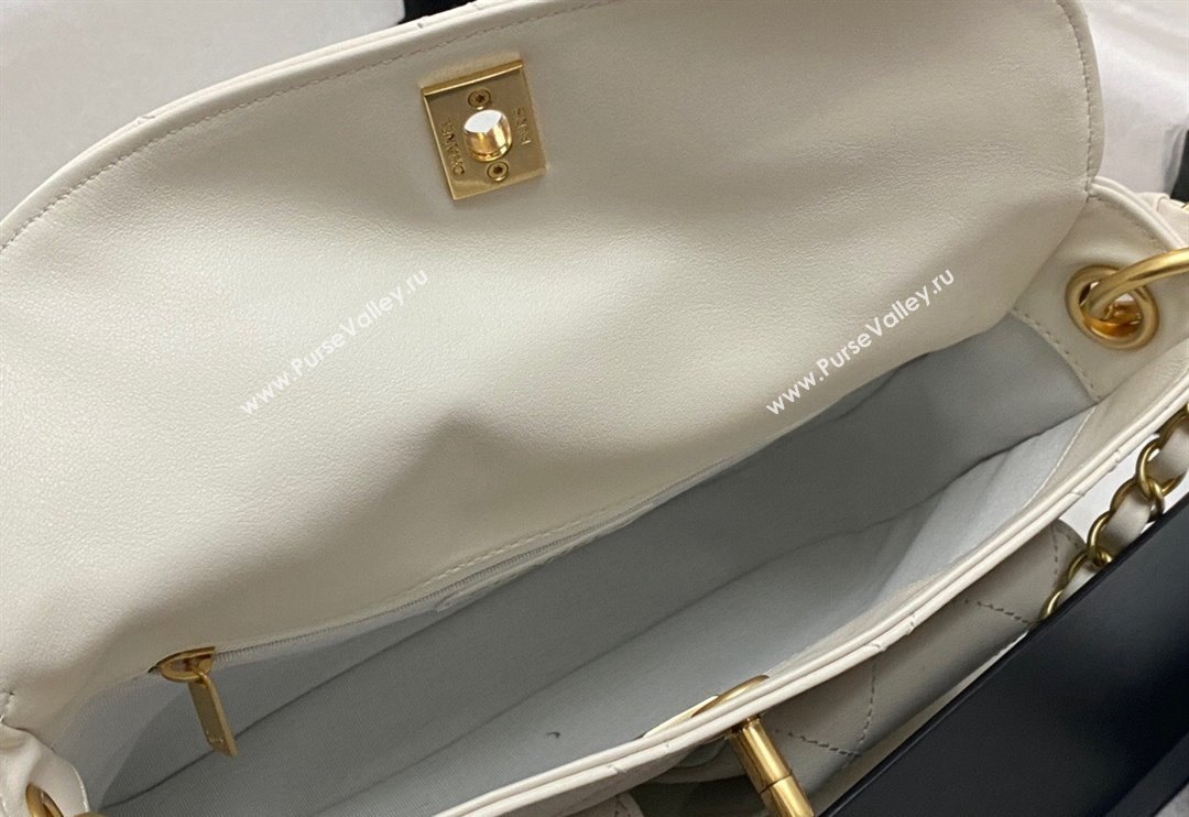 Chanel Shiny Crumpled Calfskin Small Messenger bag AS4743 White 2024 (yezi-240411051)