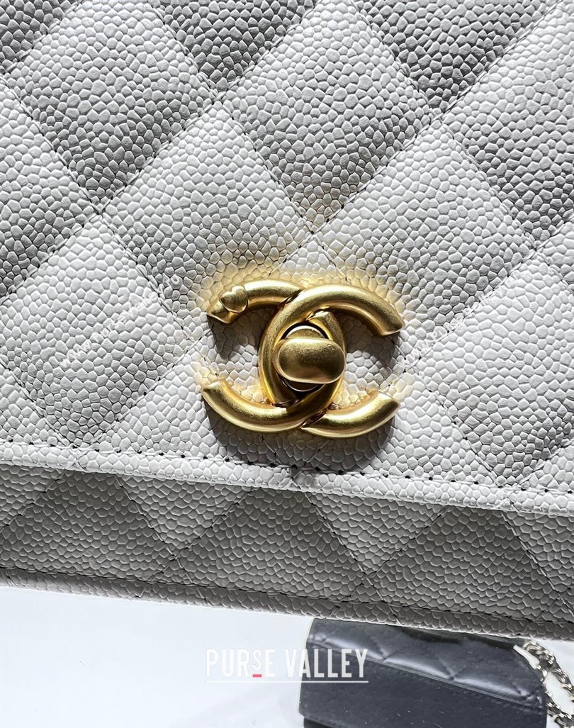 Chanel Grained Calfskin Clutch with Heart Chain AP3201 White 2024 (ssz-240411021)