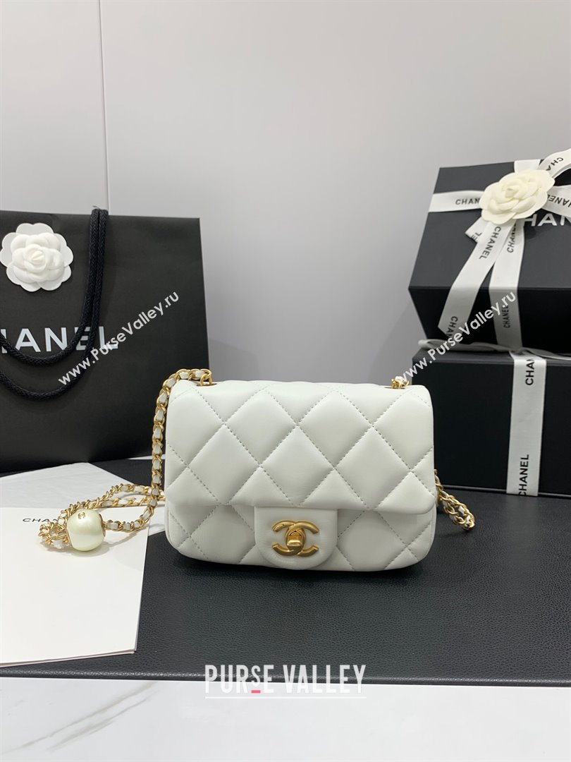 Chanel Lambskin Mini Flap Bag with Pearls Chain AS4868 White 2024 (yezi-240412002)