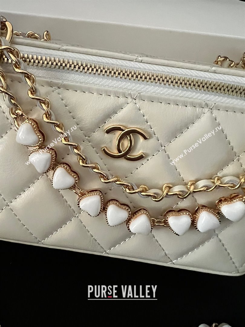 Chanel Shiny Crumpled Lambskin Clutch with Heart Chain WOC AP3784 White 2024 (yezi-240411014)