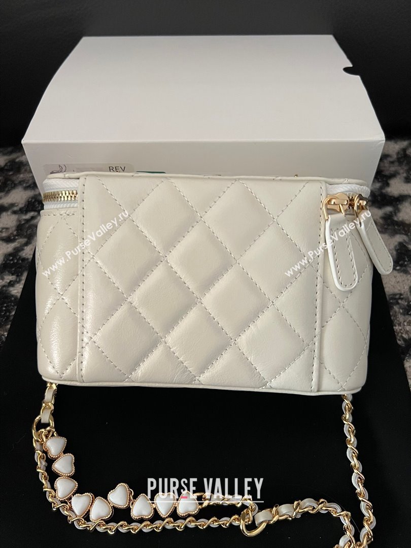 Chanel Shiny Crumpled Lambskin Clutch with Heart Chain WOC AP3784 White 2024 (yezi-240411014)