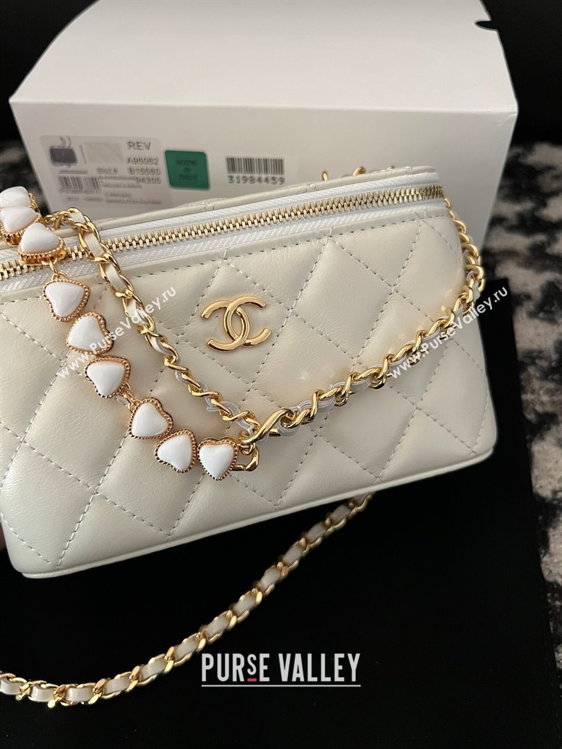 Chanel Shiny Crumpled Lambskin Clutch with Heart Chain WOC AP3784 White 2024 (yezi-240411014)
