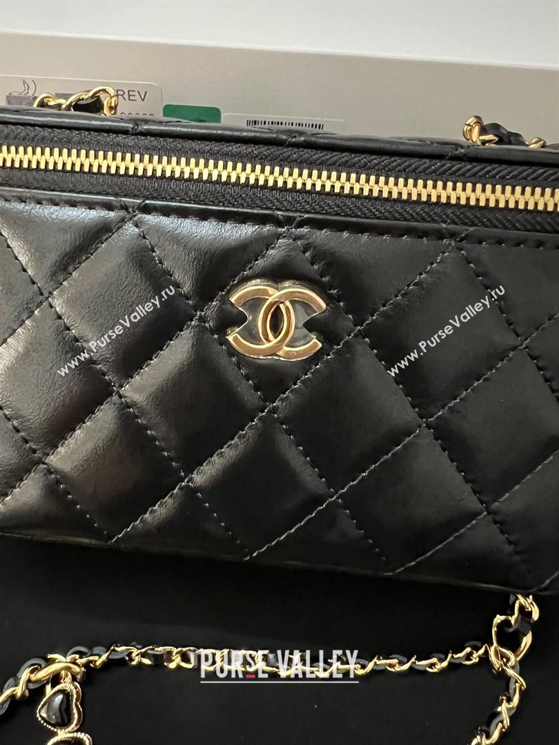 Chanel Shiny Crumpled Lambskin Clutch with Heart Chain WOC AP3784 Black 2024 (yezi-240411015)
