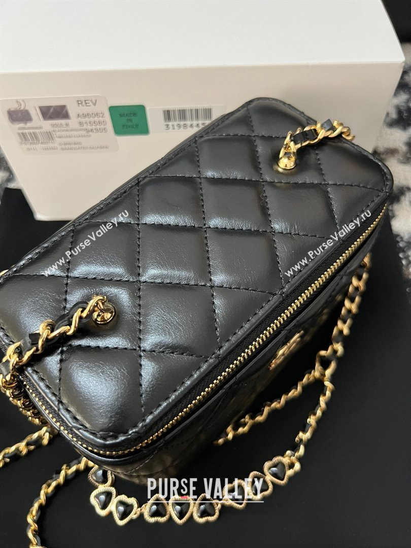 Chanel Shiny Crumpled Lambskin Clutch with Heart Chain WOC AP3784 Black 2024 (yezi-240411015)
