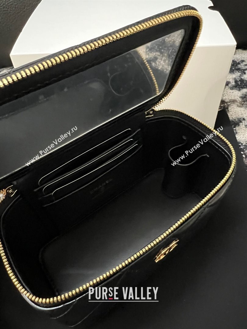 Chanel Shiny Crumpled Lambskin Clutch with Heart Chain WOC AP3784 Black 2024 (yezi-240411015)