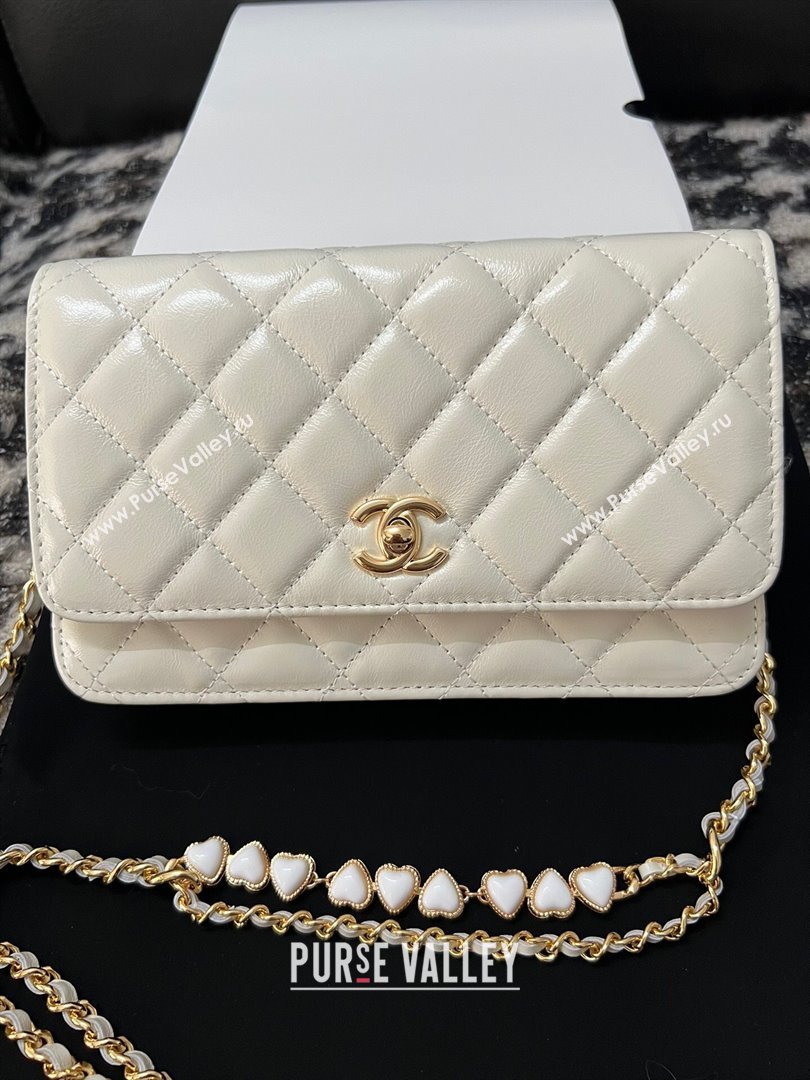 Chanel Shiny Crumpled Lambskin Wallet On Heart Chain WOC AP3785 White 2024 (yezi-240411013)