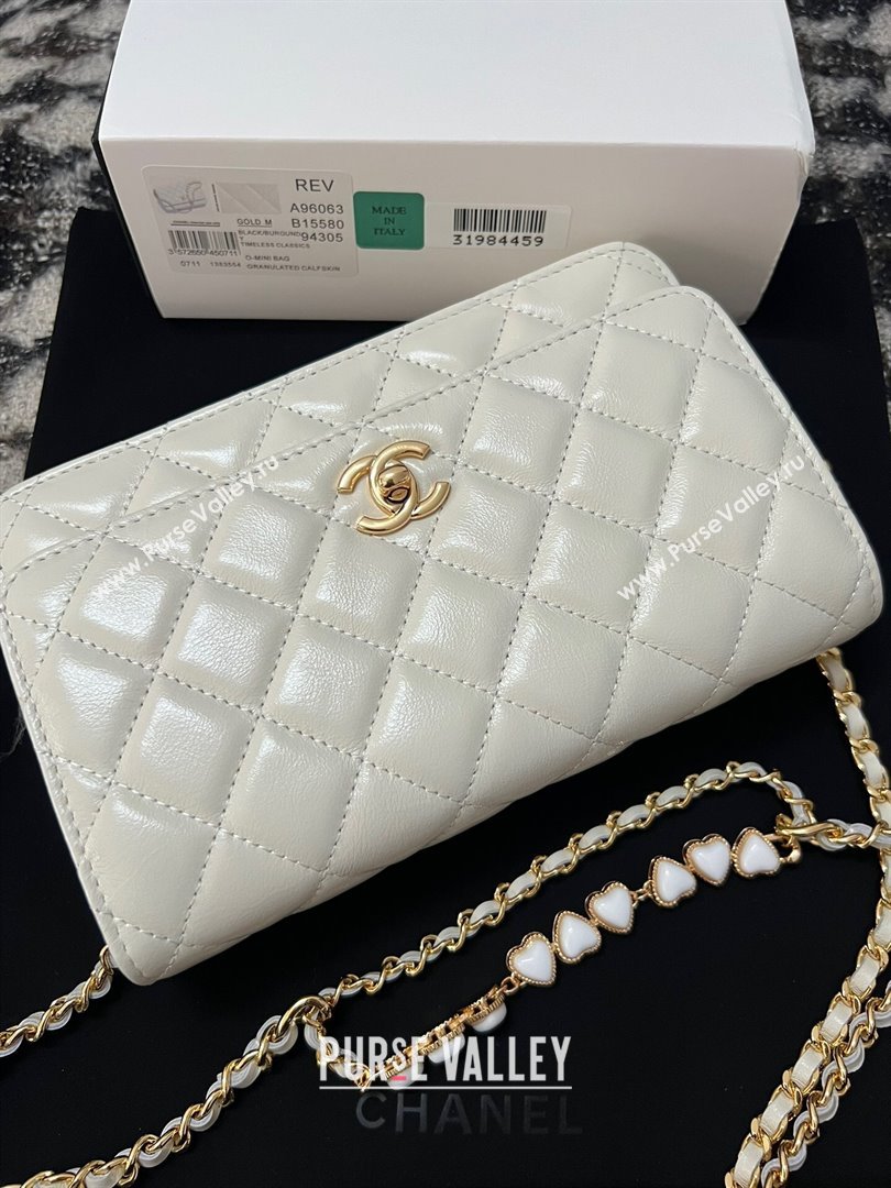 Chanel Shiny Crumpled Lambskin Wallet On Heart Chain WOC AP3785 White 2024 (yezi-240411013)