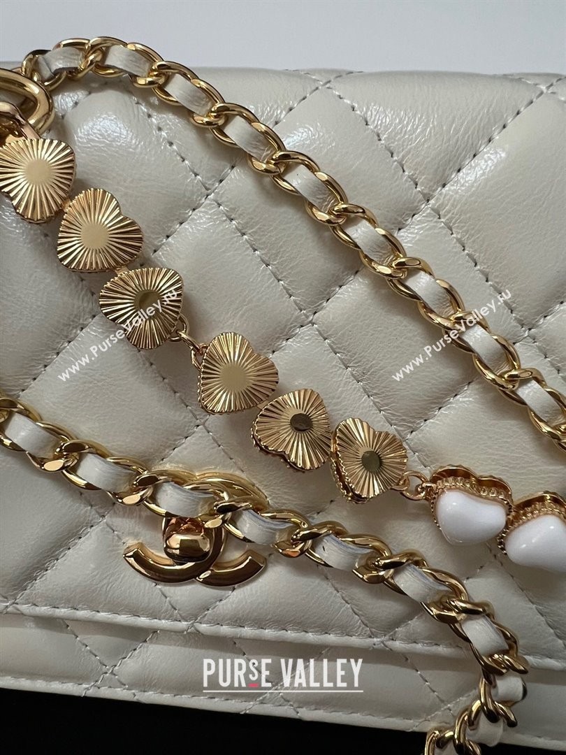 Chanel Shiny Crumpled Lambskin Wallet On Heart Chain WOC AP3785 White 2024 (yezi-240411013)