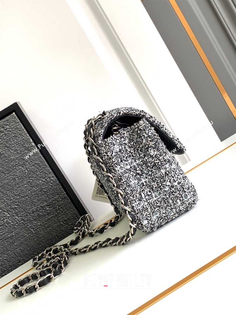 Chanel Classic Tweed Mini 11.12 Flap Bag A69900 White/Black 2024 0411 (yezi-240411023)