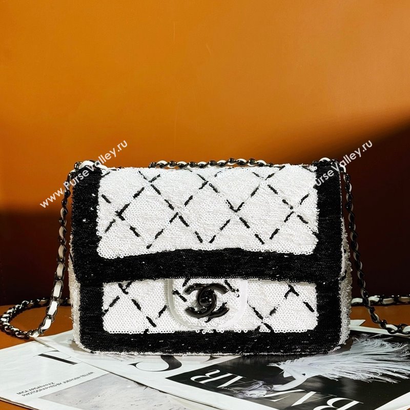 Chanel Sequins Black Metal Small Flap Bag AS4561 White/Black 2024 (yezi-240412016)