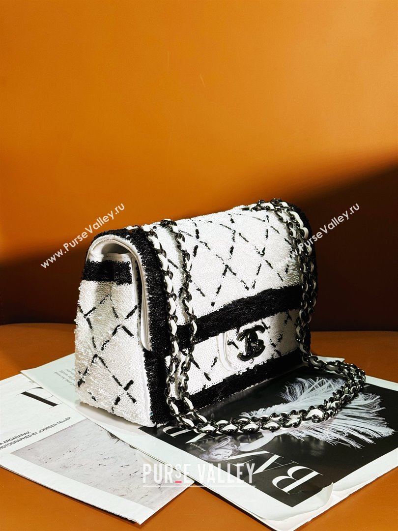 Chanel Sequins Black Metal Small Flap Bag AS4561 White/Black 2024 (yezi-240412016)