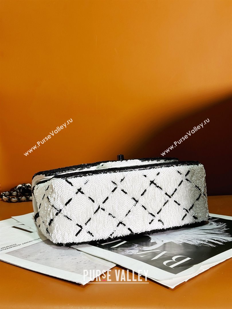 Chanel Sequins Black Metal Small Flap Bag AS4561 White/Black 2024 (yezi-240412016)
