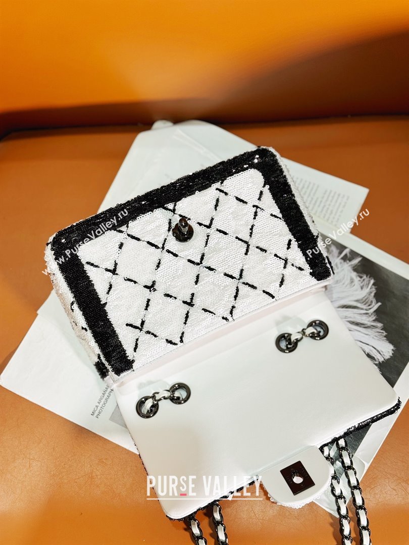 Chanel Sequins Black Metal Small Flap Bag AS4561 White/Black 2024 (yezi-240412016)