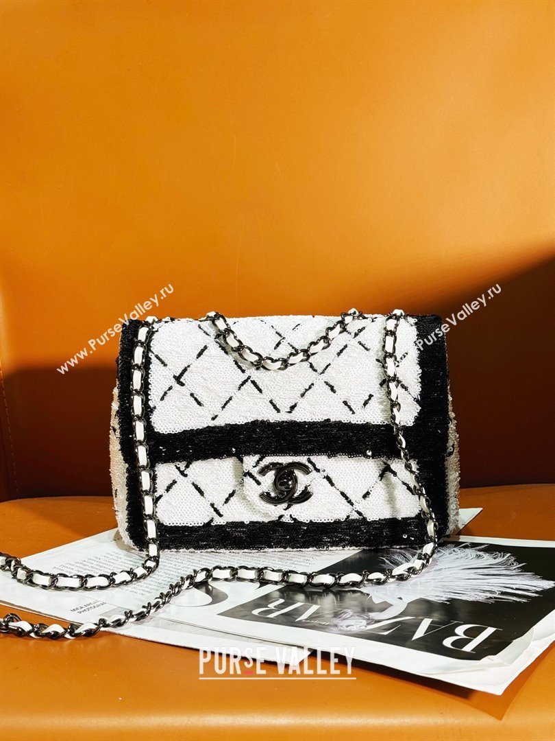 Chanel Sequins Black Metal Small Flap Bag AS4561 White/Black 2024 (yezi-240412016)