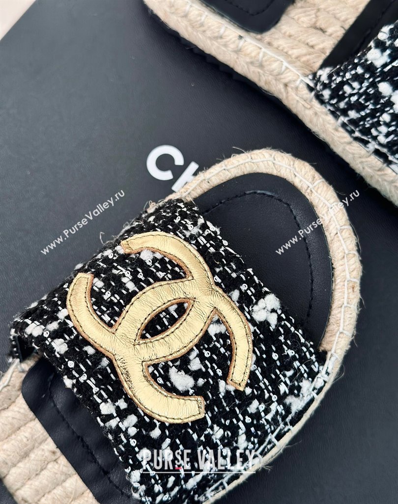 Chanel Tweed Espadrilles Flat Slide Sandals with Gold-Tone CC Black/White 2024 (MD-240424044)