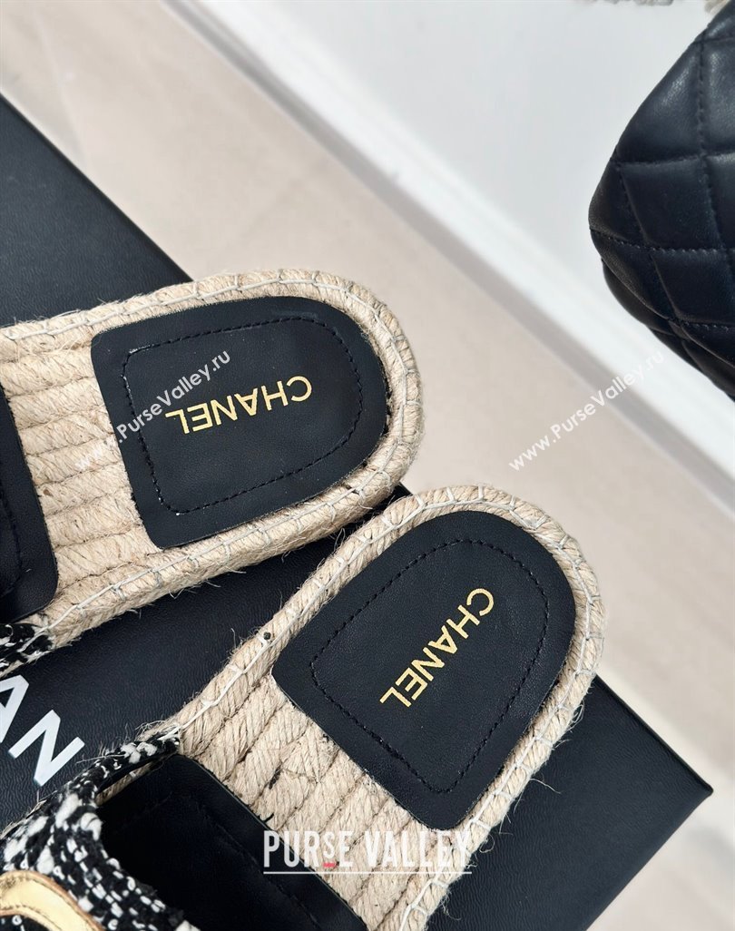 Chanel Tweed Espadrilles Flat Slide Sandals with Gold-Tone CC Black/White 2024 (MD-240424044)