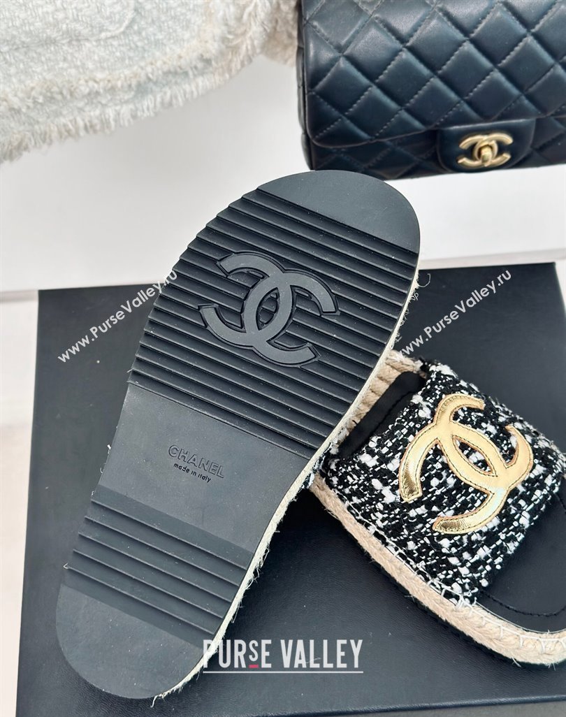 Chanel Tweed Espadrilles Flat Slide Sandals with Gold-Tone CC Black/White 2024 (MD-240424044)