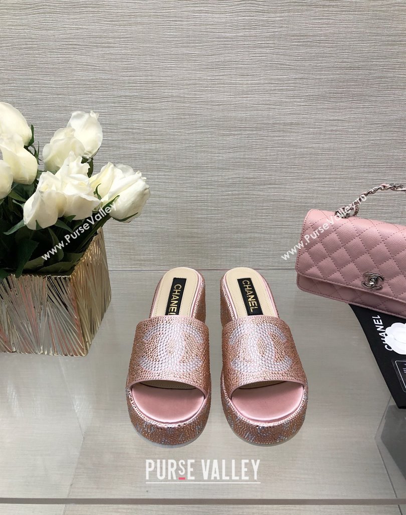 Chanel Crystals Allover Wedge Slide Sandals with Letters Pink 2024 042301 (MD-240423013)