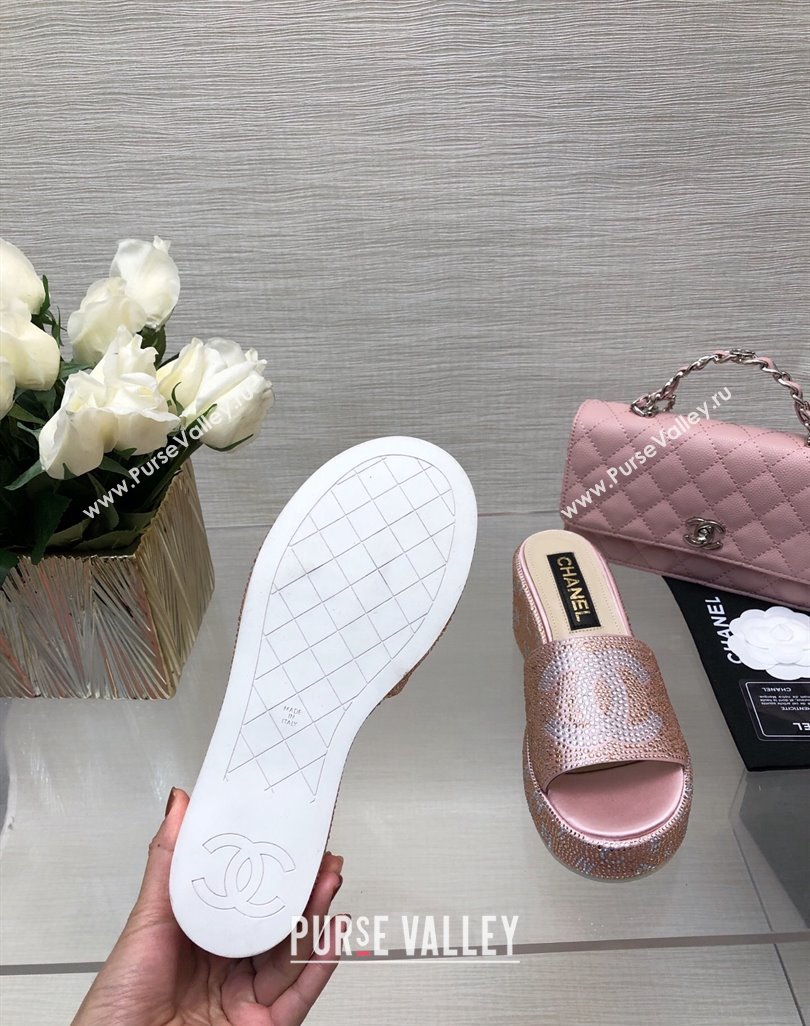 Chanel Crystals Allover Wedge Slide Sandals with Letters Pink 2024 042301 (MD-240423013)